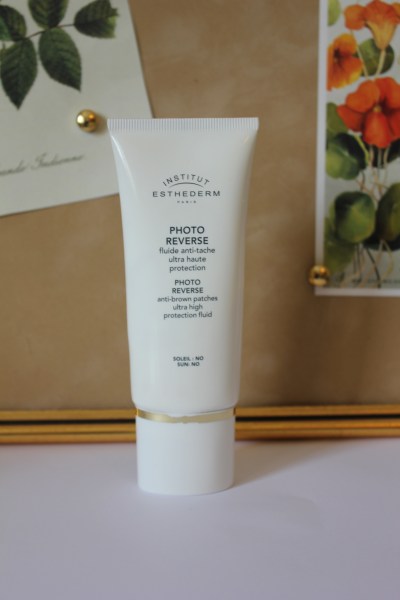 IMG_esthederm_bottle